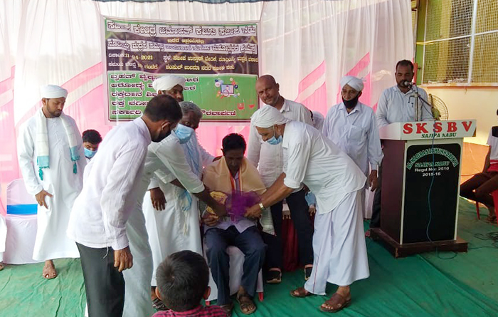 ಸಜಿಪನಡು: ರಕ್ತದಾನ, ಉಚಿತ ವೈದ್ಯಕೀಯ ಶಿಬಿರ ಹಾಗೂ ಸಾಧಕರಿಗೆ ಸನ್ಮಾನ ಕಾರ್ಯಕ್ರಮ