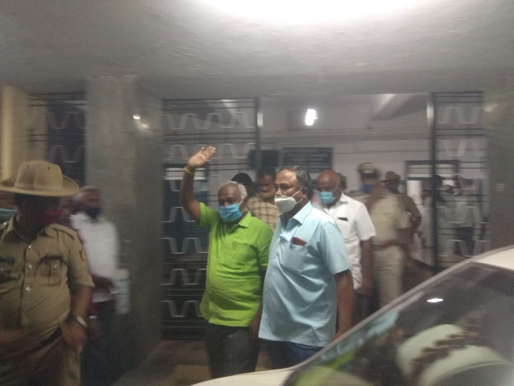 ಕೊಲೆ ಪ್ರಕರಣ: ರಾಜ್ಯ ಬೀಜ ನಿಗಮದ ನಿರ್ದೇಶಕ ಸೇರಿ 6 ಮಂದಿಗೆ ಜೀವಾವಧಿ ಶಿಕ್ಷೆ