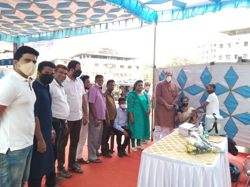 ರಿಕ್ಷಾ ಚಾಲಕರಿಗೆ ಉಚಿತ ಲಸಿಕೆ ಅಭಿಯಾನ’ ಕಾರ್ಯಕ್ರಮ