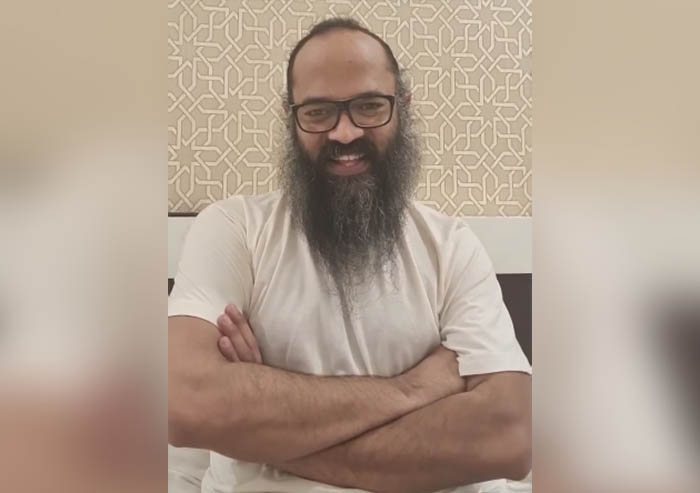 ನಾನು ಕೊರೋನದಿಂದ ಸತ್ತರೆ ಅದಕ್ಕೆ ಸರಕಾರವೇ ಹೊಣೆ: ಫೇಸ್‌ಬುಕ್ ಲೈವ್ ನಲ್ಲಿ ನಿರ್ದೇಶಕ ಗುರುಪ್ರಸಾದ್ ಆರೋಪ