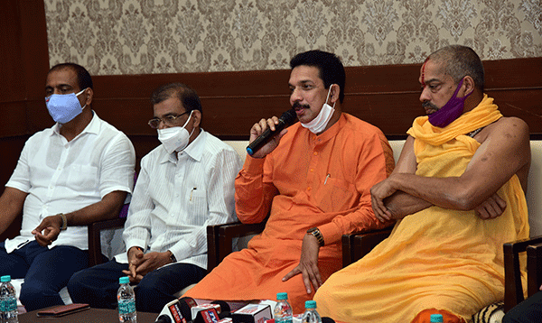 ಕಾಂಗ್ರೆಸ್‌ನಲ್ಲಿ ಬೆಂಕಿ ಬಿದ್ದಿದೆ, ನಮ್ಮಲ್ಲಿ ಹೊಗೆ ಮಾತ್ರ: ಸಂಸದ ನಳಿನ್‌ ಕುಮಾರ್