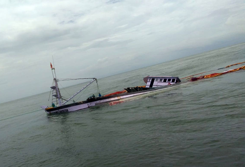 ಅರಬಿ ಸಮುದ್ರದಲ್ಲಿ ಬೋಟ್ ದುರಂತ: ವಾರವಾದರೂ ಪತ್ತೆಯಾಗದ 6 ಮಂದಿ ಮೀನುಗಾರರು