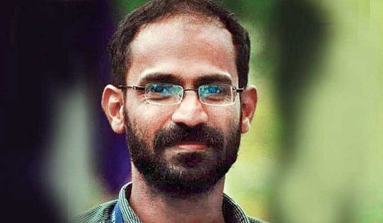 ಬಂಧಿತ ಕೇರಳ ಪತ್ರಕರ್ತ ಸಿದ್ದೀಖ್ ಕಪ್ಪನ್ ಅವರ ವೈದ್ಯಕೀಯ ದಾಖಲೆಗಳನ್ನು ಹಾಜರು ಪಡಿಸಲು ಸುಪ್ರೀಂ ಕೋರ್ಟ್ ಸೂಚನೆ