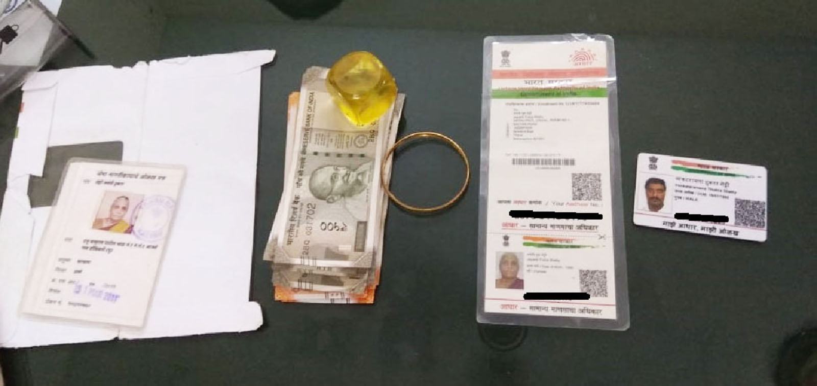 ​ಪ್ರಯಾಣಿಕರ ಬೆಲೆಬಾಳುವ ಸೊತ್ತು ಮರಳಿಸಿದ ಕೊಂಕಣ ರೈಲ್ವೆ ಸಿಬ್ಬಂದಿ