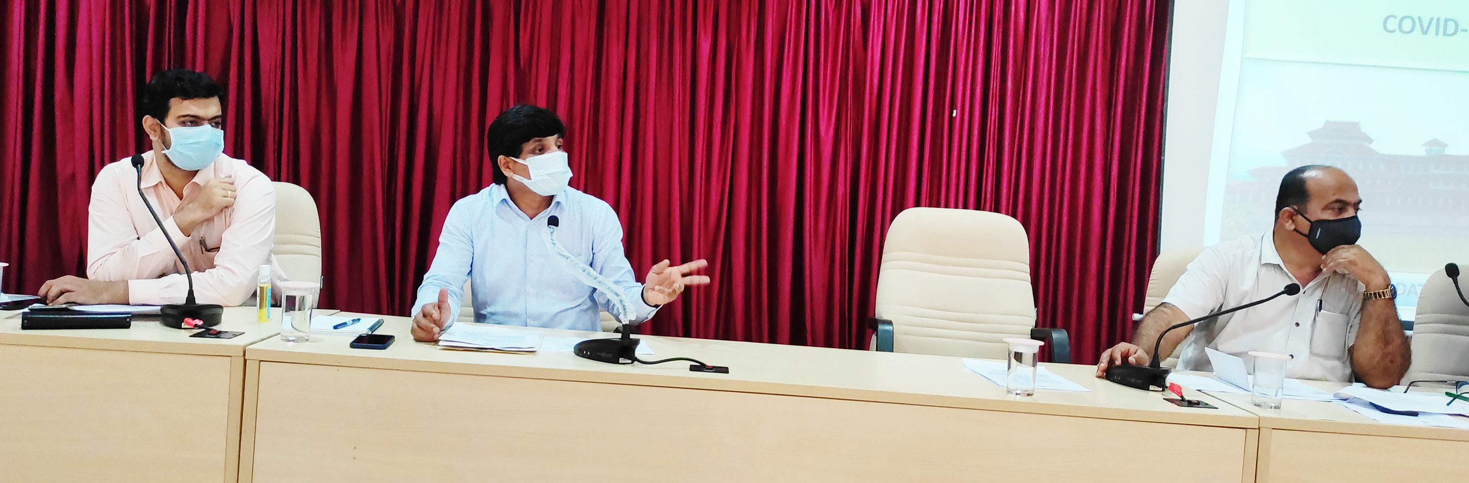 ​ಉಡುಪಿ ಜಿಲ್ಲೆಯಲ್ಲಿ ಚೆಕ್‌ಪೋಸ್ಟ್‌ಗಳ ನಿರ್ಮಾಣ: ಜಿಲ್ಲಾಧಿಕಾರಿ ಜಿ.ಜಗದೀಶ್