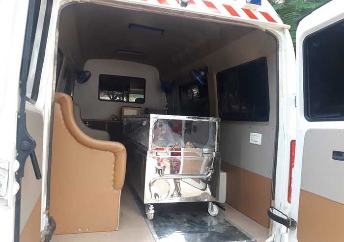 3 ಅಸ್ಪತ್ರೆಗಳಲ್ಲಿ ಸಿಗದ ವೆಂಟಿಲೇಟರ್: ಅನಾರೋಗ್ಯ ಪೀಡಿದ ಮಹಿಳೆ ಜಿಲ್ಲಾಸ್ಪತ್ರೆಯಲ್ಲಿ ಮೃತ್ಯು; ಆರೋಪ