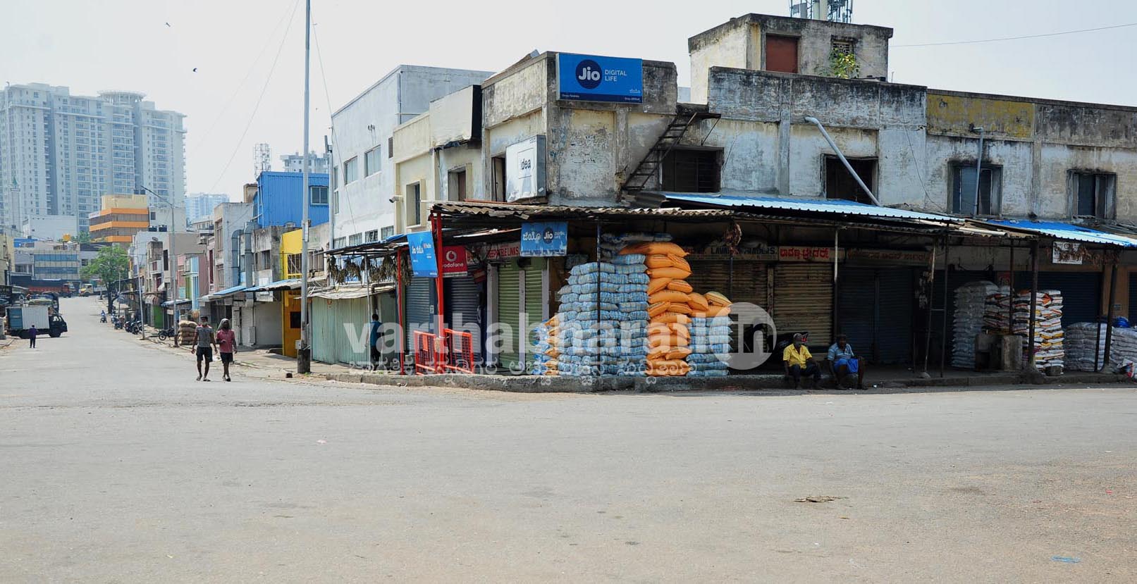 ಮೊದಲ ದಿನದ ಕೊರೋನ ಕರ್ಫ್ಯೂ: ರಾಜ್ಯದಲ್ಲಿ ಜನಜೀವನ ಸಂಪೂರ್ಣ ಸ್ತಬ್ಧ