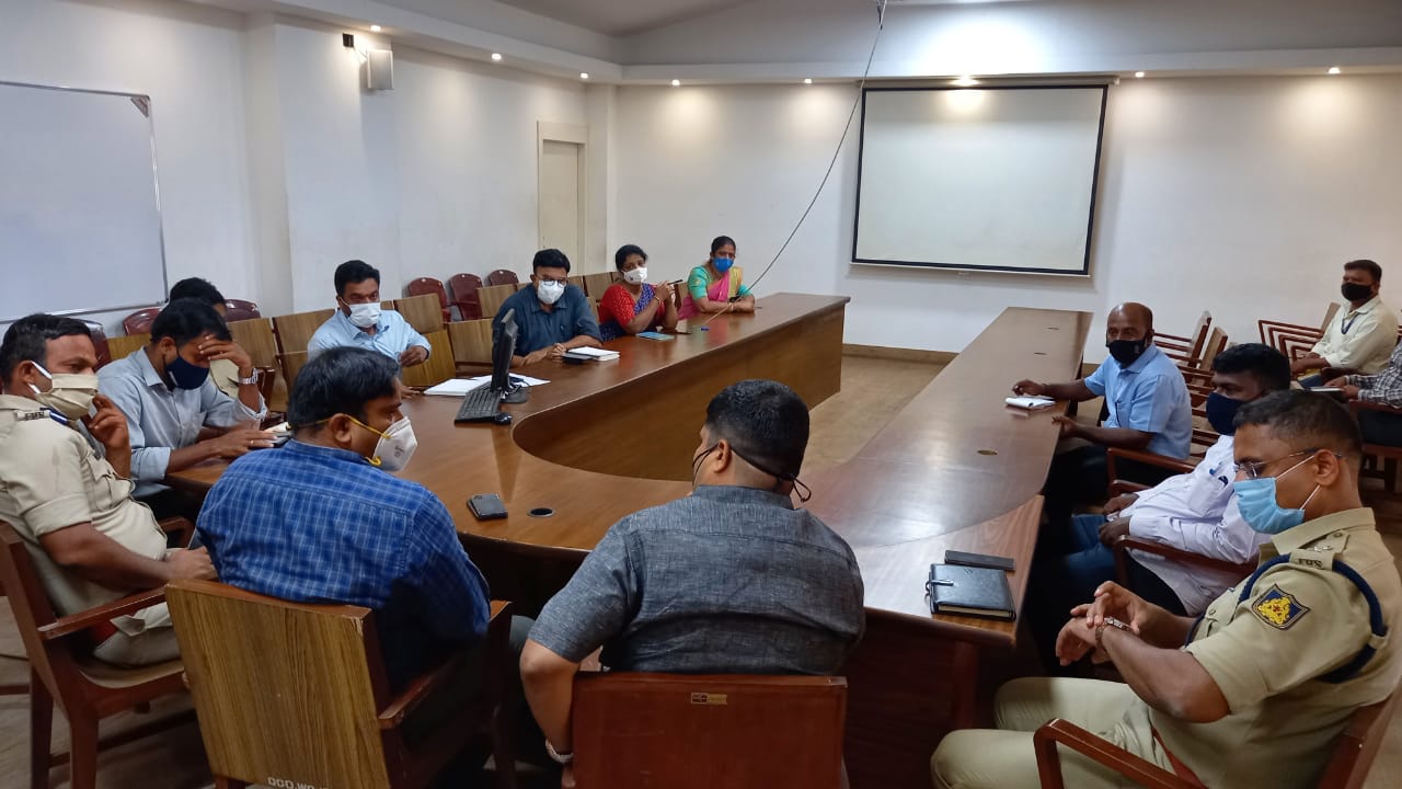 ಕೇಂದ್ರ ಮಾರುಕಟ್ಟೆ ಸುತ್ತಮುತ್ತ ವ್ಯಾಪಾರಕ್ಕೆ ಅವಕಾಶವಿಲ್ಲ: ದ.ಕ. ಜಿಲ್ಲಾಧಿಕಾರಿ