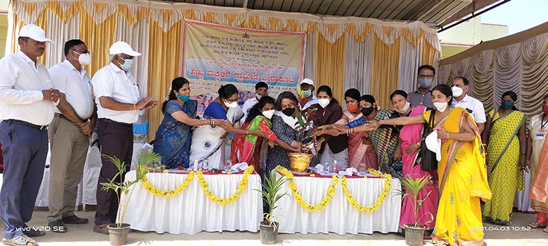 ಹೆಣ್ಣು ಮಕ್ಕಳು ಸಾಧನೆಯ ಹಾದಿಯಲ್ಲಿ ಸೋಲು ಗೆಲುವನ್ನು ಸಕಾರಾತ್ಮಕವಾಗಿ ಸ್ವೀಕರಿಸಿ: ಉಮಾ ಮಹಾದೇವ್