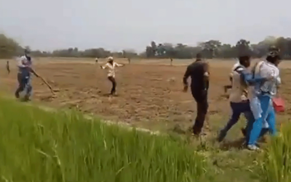 ಮತದಾನ ಕೇಂದ್ರದಿಂದ ಅಭ್ಯರ್ಥಿಯನ್ನು ಅಟ್ಟಿಸಿಕೊಂಡು ಹೋಗಿ ಹಲ್ಲೆ ನಡೆಸಿದ ಬಿಜೆಪಿ ಕಾರ್ಯಕರ್ತರು: ಟಿಎಂಸಿ ಆರೋಪ