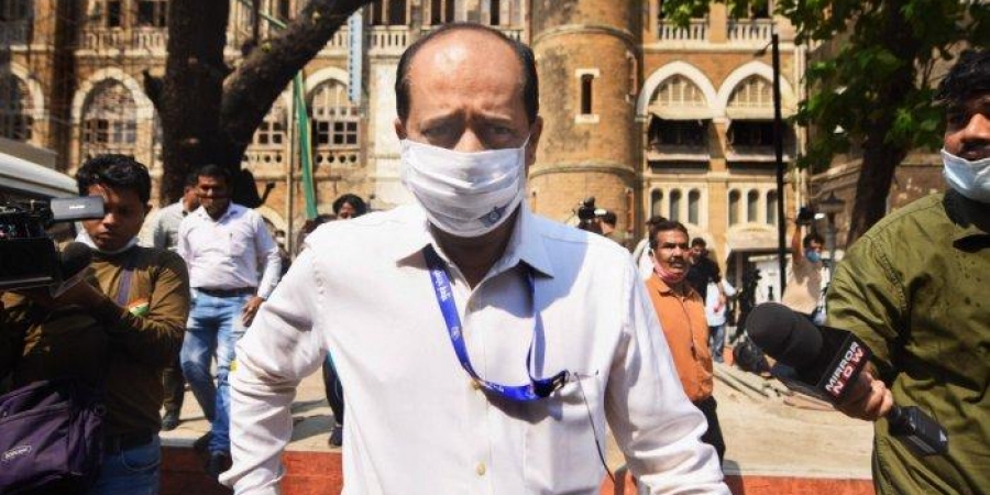 ಸಚಿನ್ ವಾಝೆಯೊಂದಿಗೆ ಮುಂಬೈ ರೈಲ್ವೆ ನಿಲ್ದಾಣದಲ್ಲಿ ದೃಶ್ಯ ಮರು ಸೃಷ್ಟಿಸಿದ ಎನ್ ಐಎ