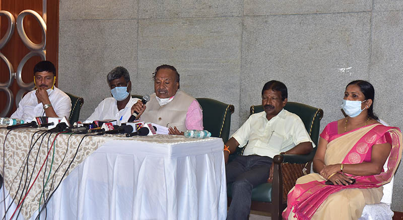 ನರೇಗಾ ಕೂಲಿ ದರ ಹೆಚ್ಚಳ ಮಾಡಲಾಗಿದೆ : ಸಚಿವ ಈಶ್ವರಪ್ಪ