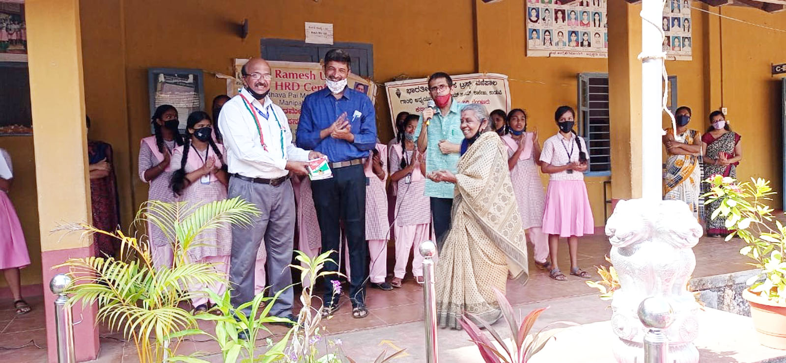 ಮಣಿಪಾಲ: ಸ್ಪರ್ಧಾ ವಿಜೇತರಿಗೆ ಪ್ರಮಾಣ ಪತ್ರ ವಿತರಣೆ