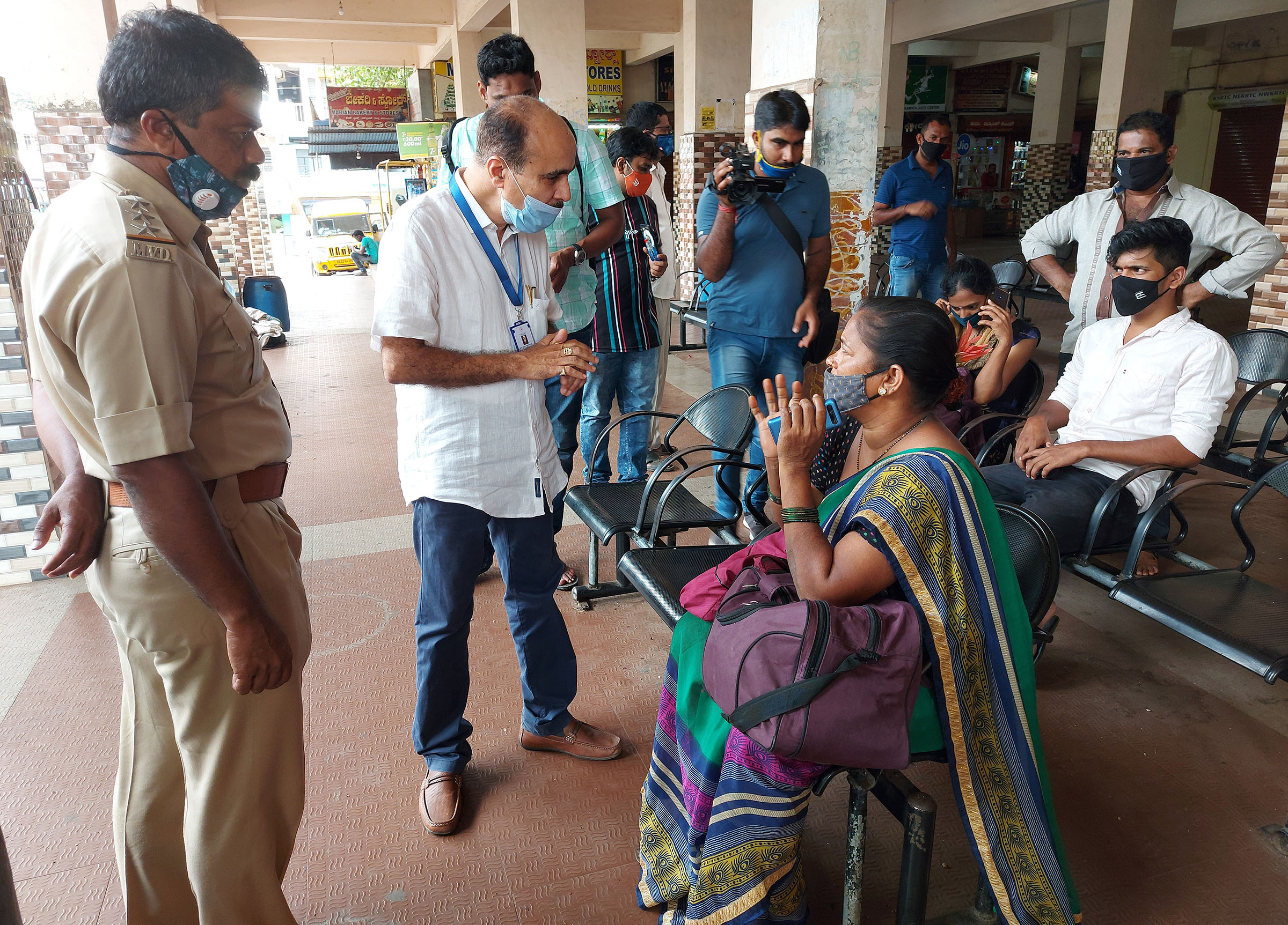 ಅಮಾತ್ತಿನಲ್ಲಿಡಲಾದ ಖಾಸಗಿ ಬಸ್‌ಗಳನ್ನೂ ಓಡಿಸಲು ಅವಕಾಶ: ಉಡುಪಿ ಆರ್‌ಟಿಓ