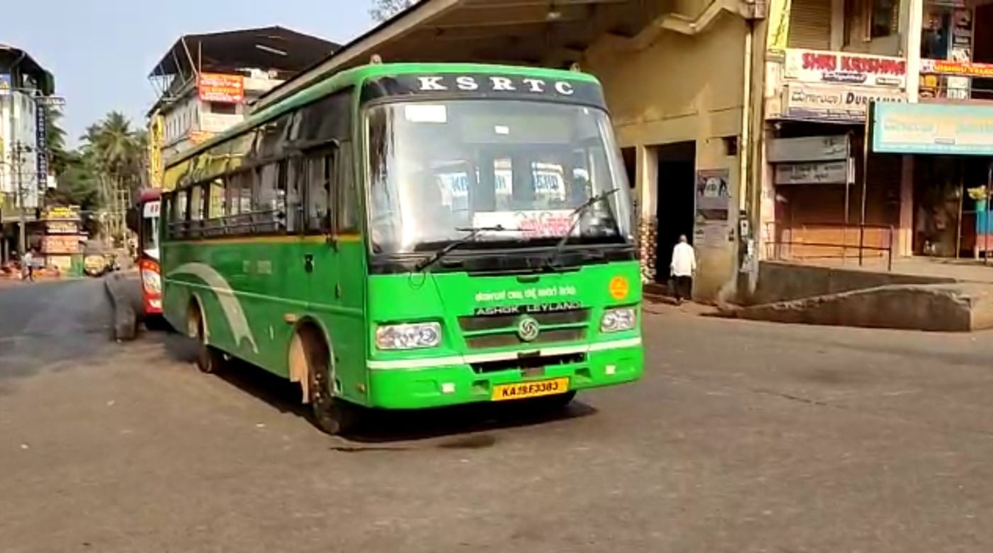 ಉಡುಪಿ: ಮುಷ್ಕರದ ಮಧ್ಯೆ ರಸ್ತೆಗಿಳಿದ 9 ಕೆಎಸ್‌ಆರ್‌ಟಿಸಿ ಬಸ್‌ಗಳು