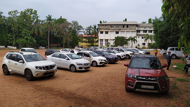 ಕೋವಿಡ್ ಮಾರ್ಗಸೂಚಿ ಉಲ್ಲಂಘಿಸಿದ ಆರೋಪ : ದ.ಕ.ಜಿಲ್ಲೆಯಲ್ಲಿ 306 ವಾಹನಗಳು ವಶ
