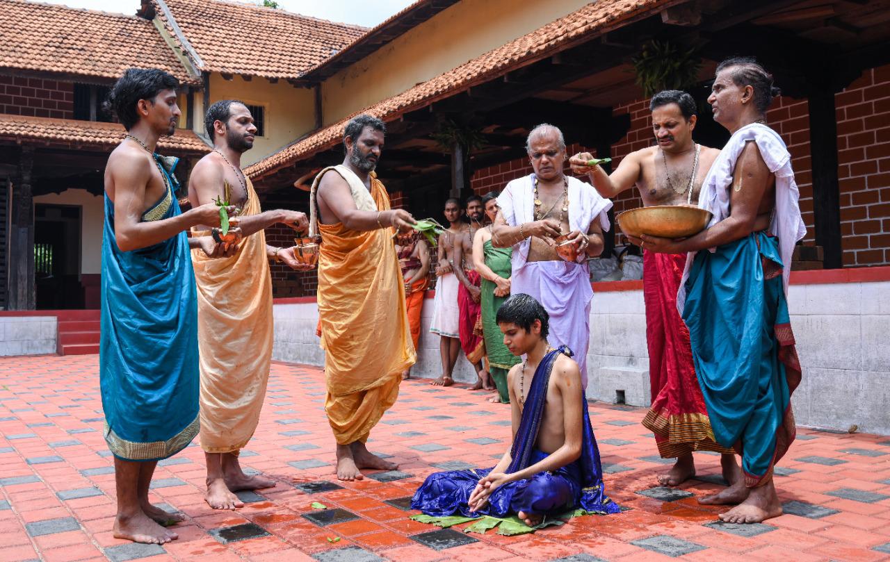 ಅನಿರುದ್ಧ ಸನ್ಯಾಸಾಶ್ರಮ ಸ್ವೀಕಾರ ಪ್ರಕ್ರಿಯೆ ಪ್ರಾರಂಭ