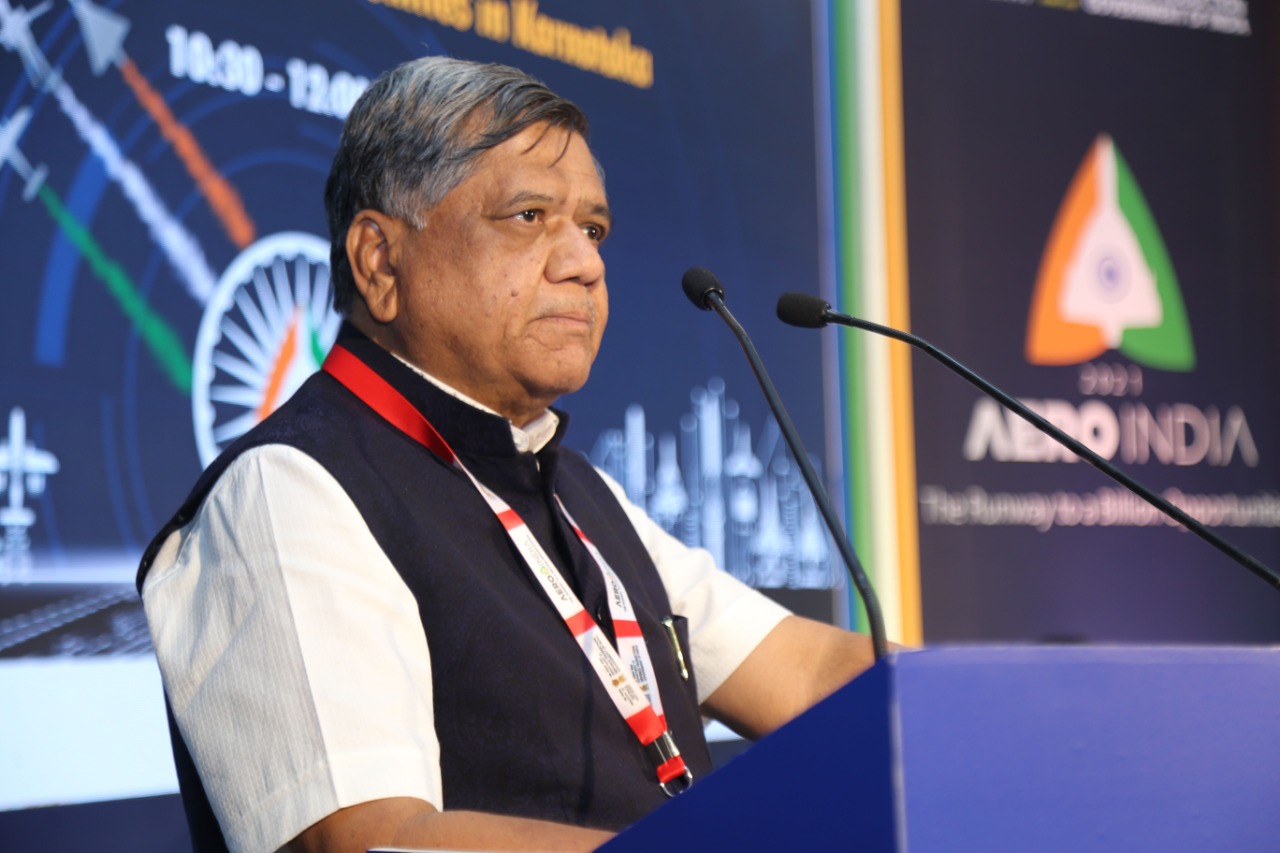 ಕೇಂದ್ರದಿಂದ ರಾಜ್ಯಕ್ಕೆ ಇನ್ನೂ ನಾಲ್ಕು ಕಂಟೇನರ್ ದ್ರವೀಕೃತ ಆಮ್ಲಜನಕ ಕಂಟೇನರ್: ಜಗದೀಶ್ ಶೆಟ್ಟರ್