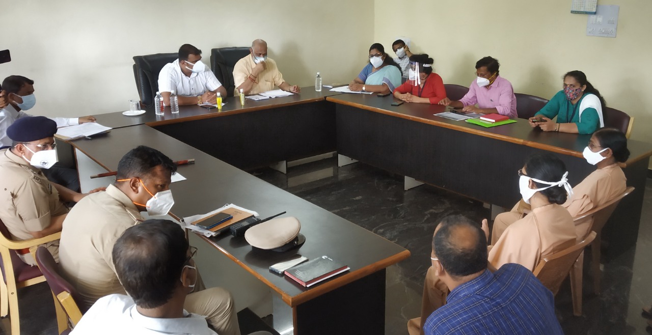 ಜನರು ತಮ್ಮ ಆರೋಗ್ಯದ ಸುರಕ್ಷತೆಯ ದೃಷ್ಟಿಯಿಂದ ಕೋವಿಡ್ ಪರೀಕ್ಷೆ ಮಾಡಿಸಿ : ಸಚಿವ ಶಿವರಾಮ ಹೆಬ್ಬಾರ