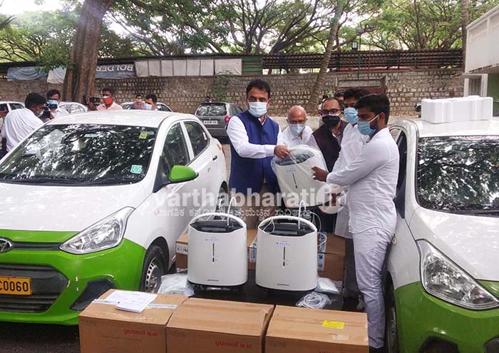 ಬೆಂಗಳೂರು: ಓಲಾ ಕ್ಯಾಬ್ ಮೂಲಕ ಮನೆ ಬಾಗಿಲಿಗೆ ಆಮ್ಲಜನಕ ಒದಗಿಸುವ ಕಾರ್ಯಕ್ರಮಕ್ಕೆ ಚಾಲನೆ