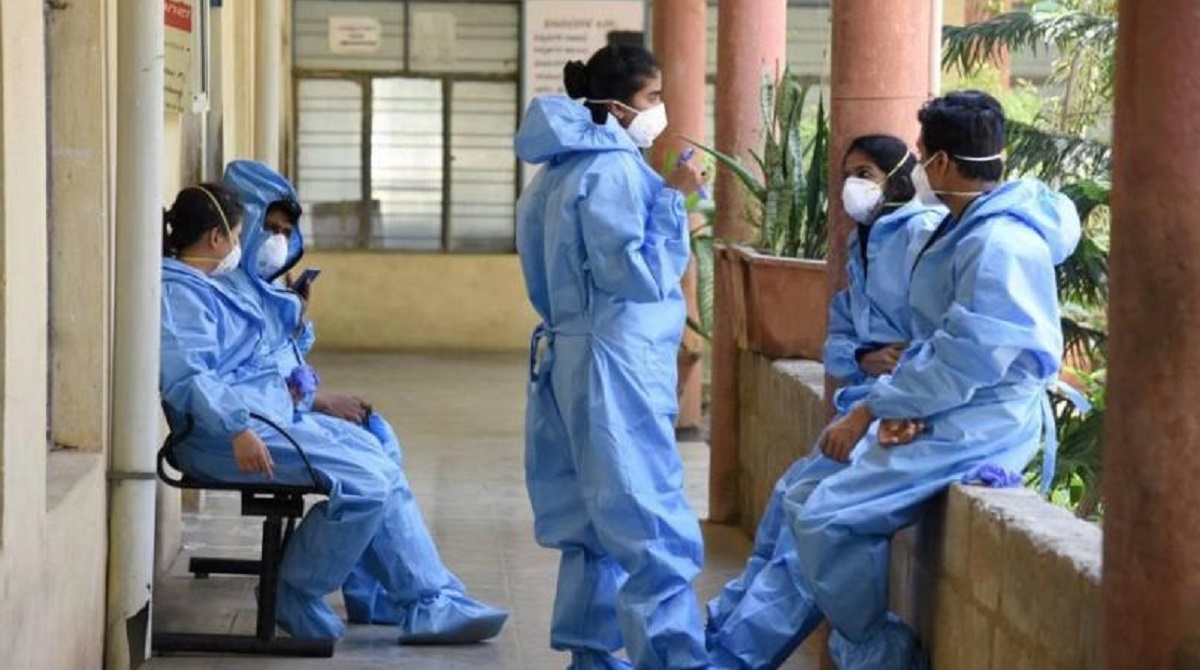 ಮೃತಪಟ್ಟ ಕೋವಿಡ್ ವಾರಿಯರ್ ಕುಟುಂಬಕ್ಕೆ 25 ಲಕ್ಷ ರೂ. ಪರಿಹಾರ ಧನ ಘೋಷಿಸಿದ ತಮಿಳುನಾಡು ಸರಕಾರ