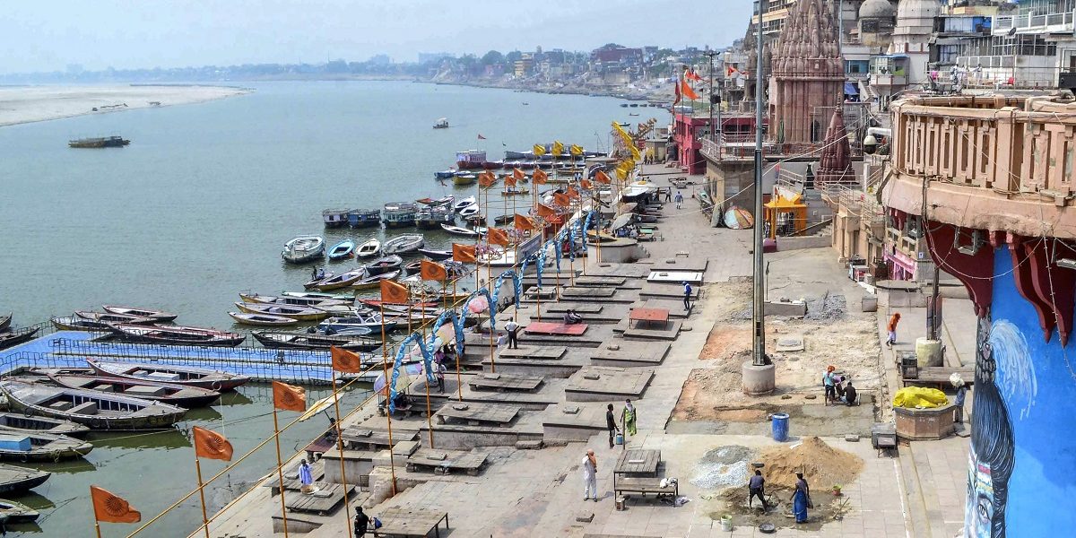 ಪ್ರಧಾನಿ ಪ್ರತಿನಿಧಿಸುವ ವಾರಣಾಸಿ ಕ್ಷೇತ್ರದ ನದಿಯಲ್ಲಿ ತೇಲುತ್ತಿರುವ ಶವಗಳು