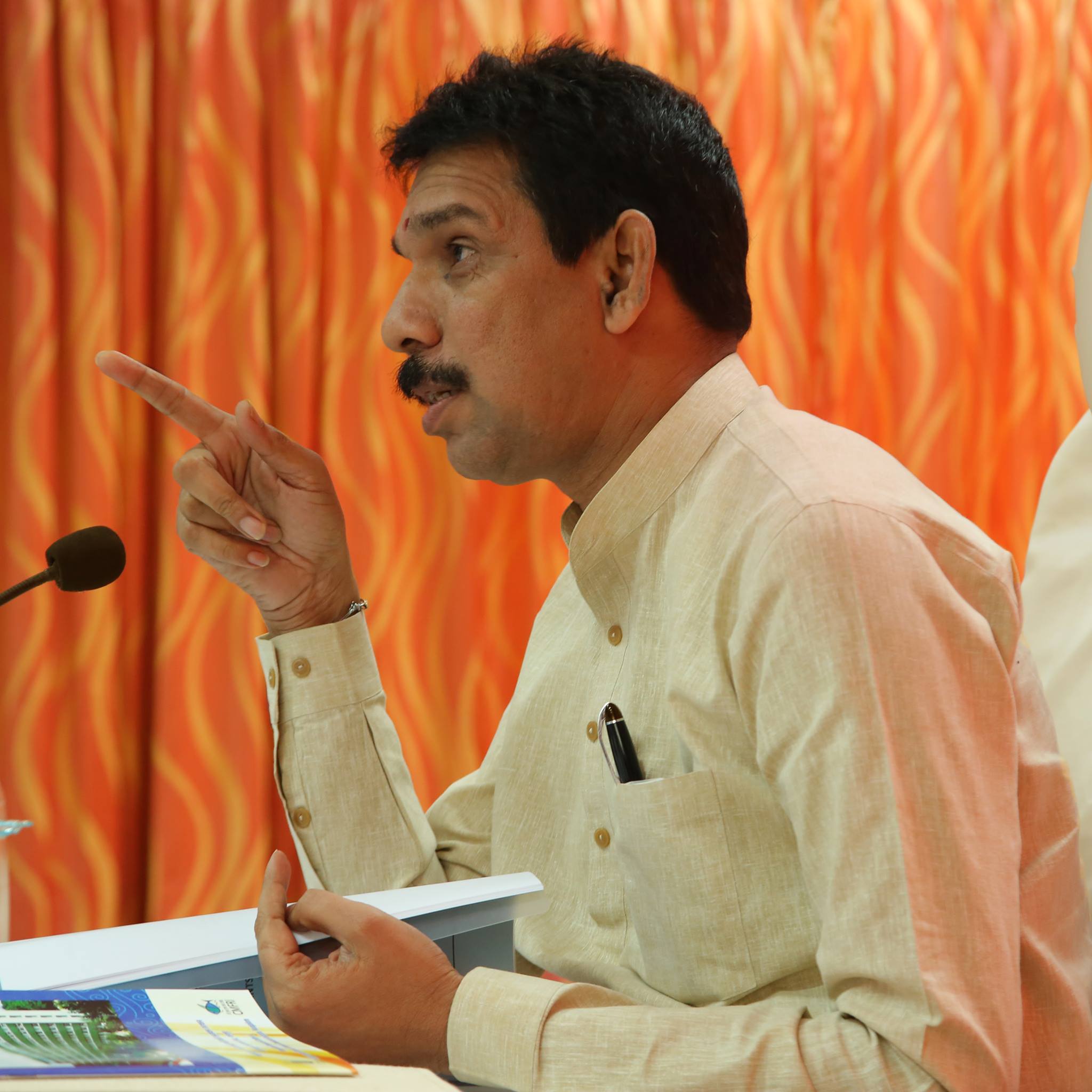 ಡಿಎಂಎಫ್ ನಿಧಿಯಲ್ಲಿ ಆಕ್ಸಿಜನ್ ಟ್ಯಾಂಕರ್ ಖರೀದಿ: ನಿರಾಣಿ ಕಾಯ೯ಶೈಲಿಗೆ ಮೆಚ್ಚುಗೆ ವ್ಯಕ್ತಪಡಿಸಿದ ನಳಿನ್‌ ಕುಮಾರ್‌