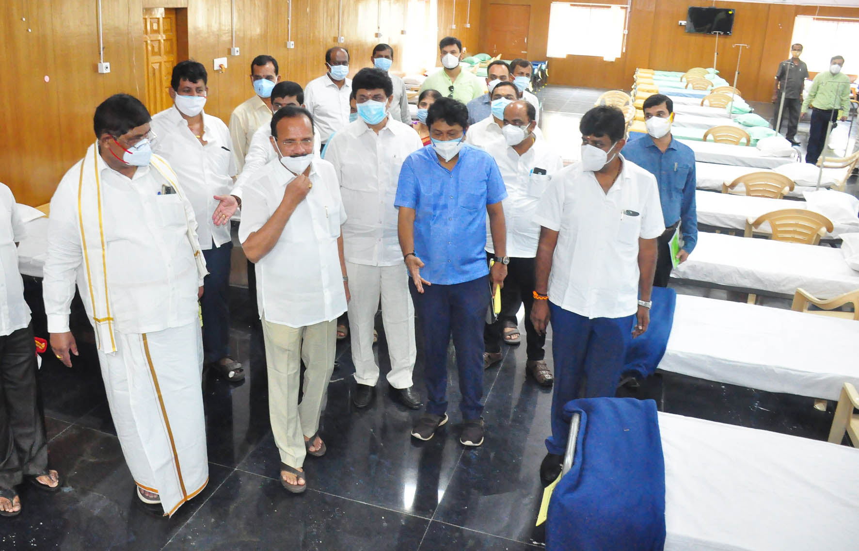 ರಾಜ್ಯದಲ್ಲಿ ಅನಿವಾರ್ಯವಾದರೆ ಲಾಕ್‍ಡೌನ್ ವಿಸ್ತರಣೆ ಸೂಕ್ತ: ಡಿ.ವಿ.ಸದಾನಂದ ಗೌಡ