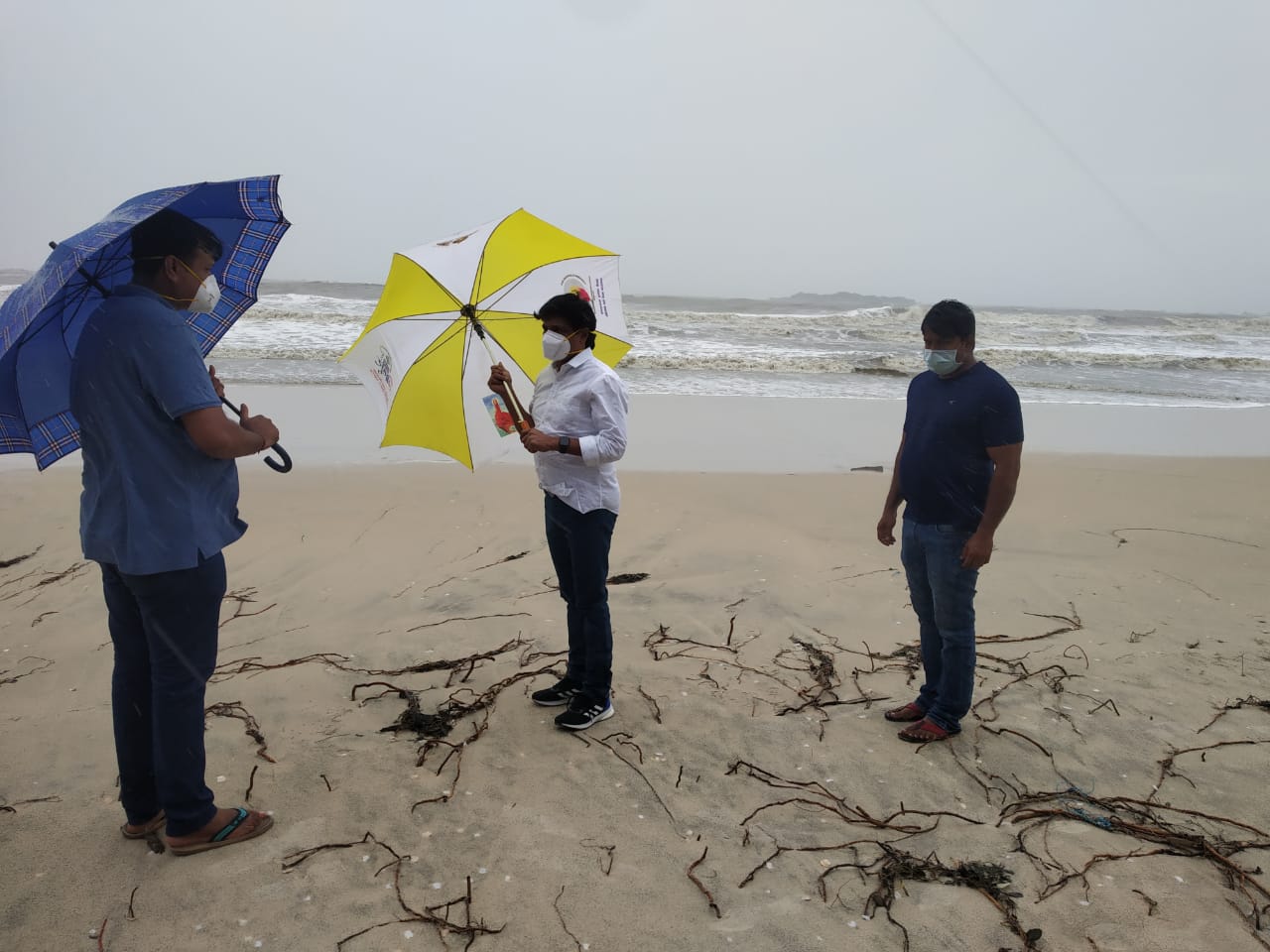 ಚಂಡಮಾರುತದಿಂದ ಉಡುಪಿ ಜಿಲ್ಲೆಯಲ್ಲಿ ಅಪಾರ ನಷ್ಟ: ಡಿಸಿ ಜಿ.ಜಗದೀಶ್