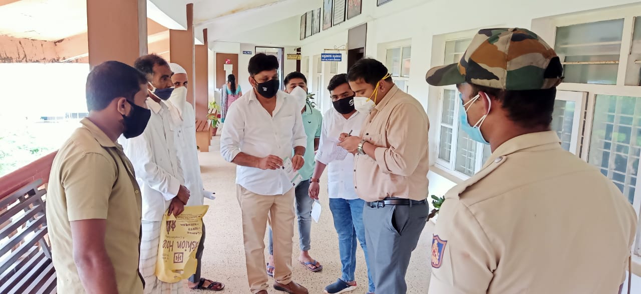 ಅಂತ್ಯೋದಯ, ಬಿಪಿಎಲ್ ಕಾರ್ಡ್ ದಾರರಿಗೆ ಪಡಿತರ ರದ್ದುಪಡಿಸದಂತೆ ದ.ಕ. ಜಿಲ್ಲಾಧಿಕಾರಿಗೆ ಮನವಿ