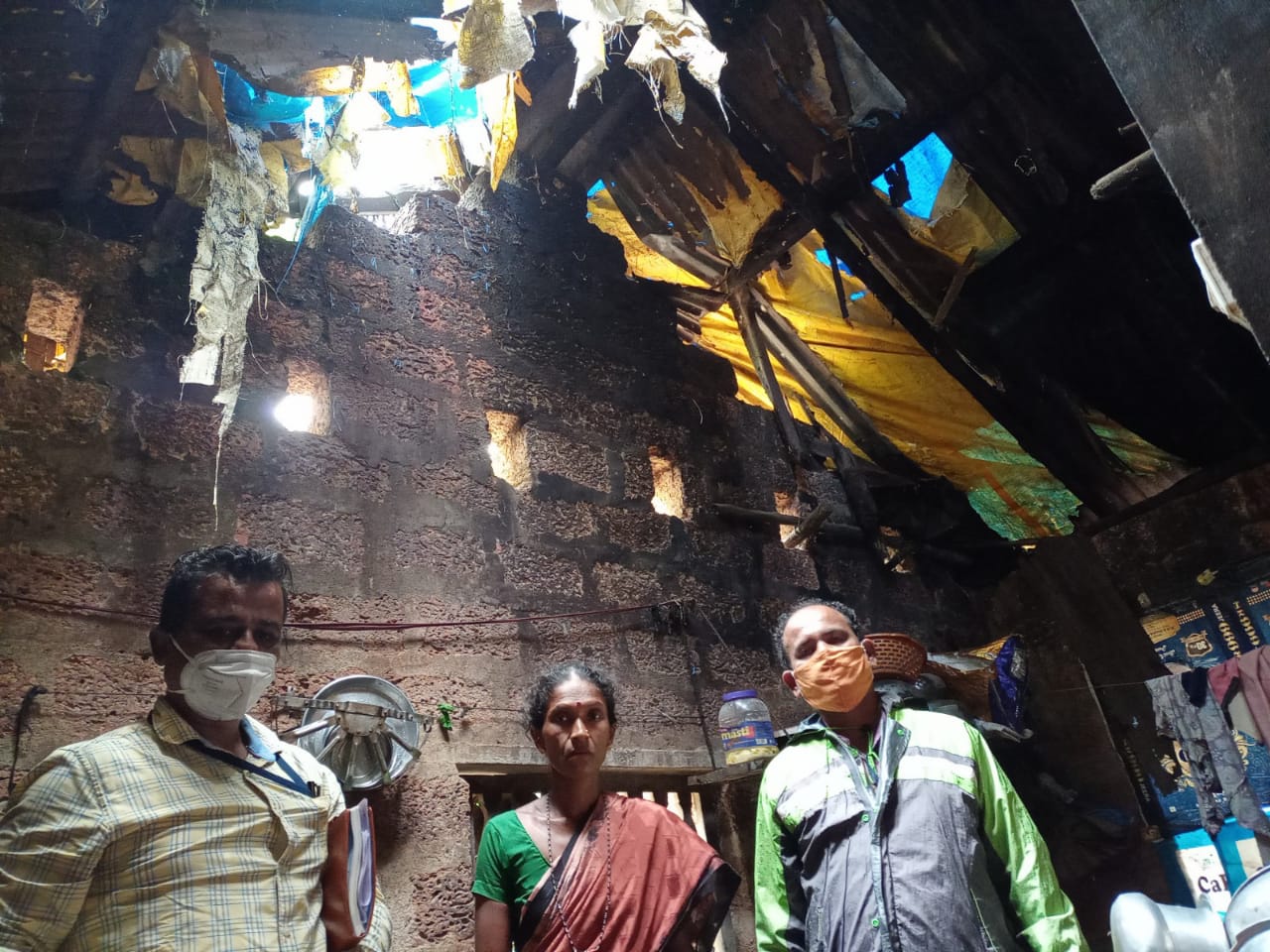 ಭಟ್ಕಳ : ಸಿಡಿಲು ಗಾಳಿ ಮಳೆಗೆ ಮೂರು ಮನೆಗಳಿಗೆ ಹಾನಿ