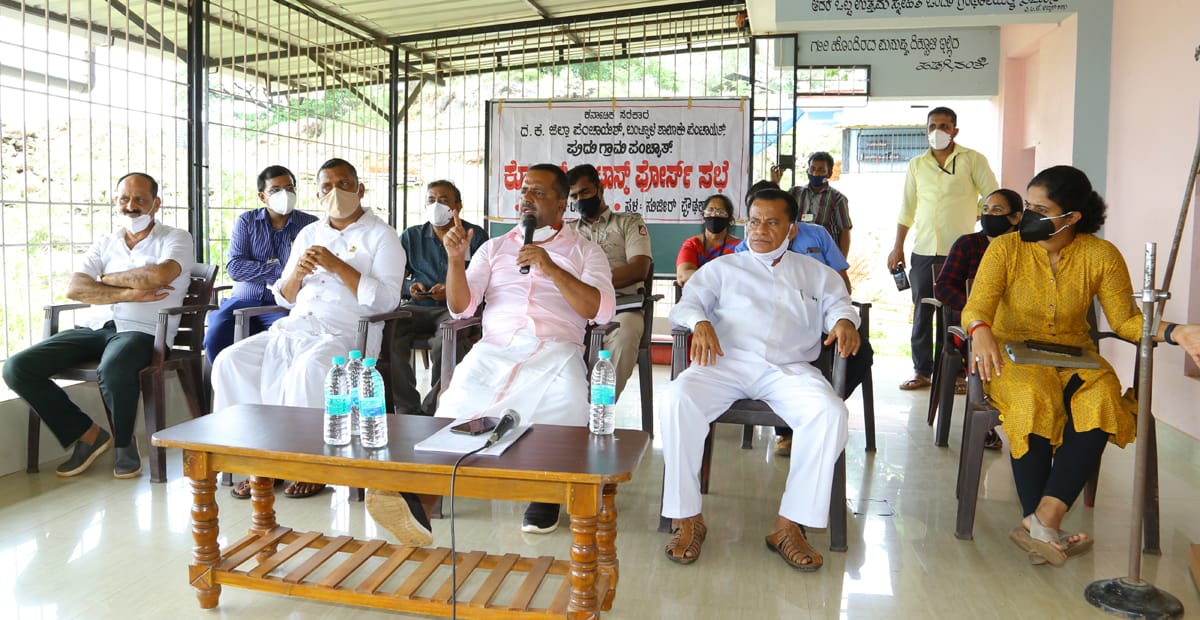 ಕೊರೋನ ಮುಕ್ತ ಗ್ರಾಮಕ್ಕಾಗಿ ಸದಸ್ಯರಿಗೆ ವಾರ್ಡ್ ಗಳ ಜವಾಬ್ದಾರಿ ನೀಡಿ: ಯು.ಟಿ.ಖಾದರ್ ಸಲಹೆ