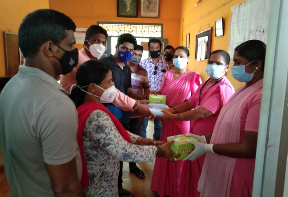 ಆಶಾ ಕಾರ್ಯಕರ್ತರಿಗೆ ಮಾಸ್ಕ್, ಮಾತ್ರೆ ವಿತರಣೆ