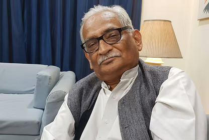 ಕೋವಿಡ್ ನಿಂದ ಬಳಲುತ್ತಿರುವ ಹಿರಿಯ ವಕೀಲ ರಾಜೀವ್ ಧವನ್ ಸ್ವಯಂ ಪ್ರೇರಿತರಾಗಿ ಆಸ್ಪತ್ರೆಯಿಂದ ಬಿಡುಗಡೆ