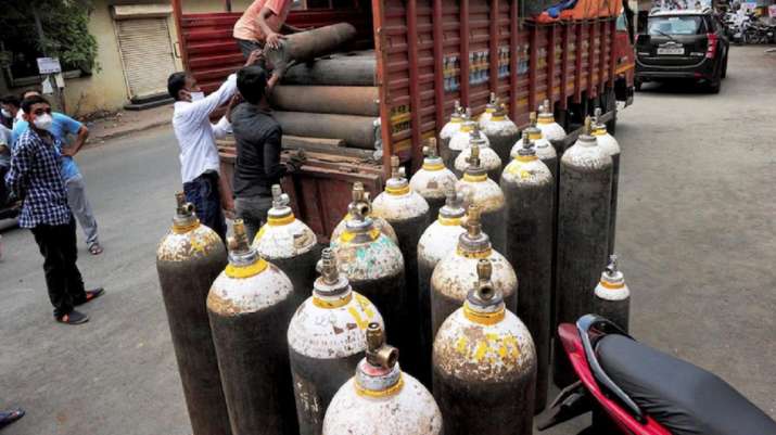 ದಿಲ್ಲಿ ಪೊಲೀಸರಿಂದ ಬಿಹಾರ,ಜಾರ್ಖಂಡ್ ಗಳಲ್ಲಿ ಆಮ್ಲಜನಕ, ಔಷಧಿಗಳ ಅಕ್ರಮ ದಾಸ್ತಾನುಕೋರರ ಮೇಲೆ ದಾಳಿ