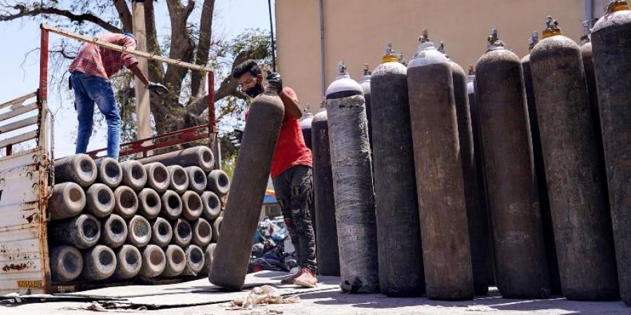 ಆಮ್ಲಜನಕ ಘಟಕಗಳನ್ನು ಸೇನೆಯ ನಿಯಂತ್ರಣಕ್ಕೆ ವಹಿಸಿ: ಹರ್ಯಾಣ ಗೃಹ ಸಚಿವ ಅನಿಲ್ ವಿಜ್ ಸಲಹೆ