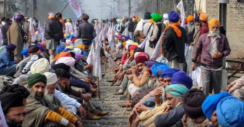 ಪಂಜಾಬ್: ಲಾಕ್ ಡೌನ್ ವಿರೋಧಿಸಿ ರೈತರಿಂದ ಶನಿವಾರ ಬೀದಿ ಪ್ರತಿಭಟನೆಯ ಎಚ್ಚರಿಕೆ