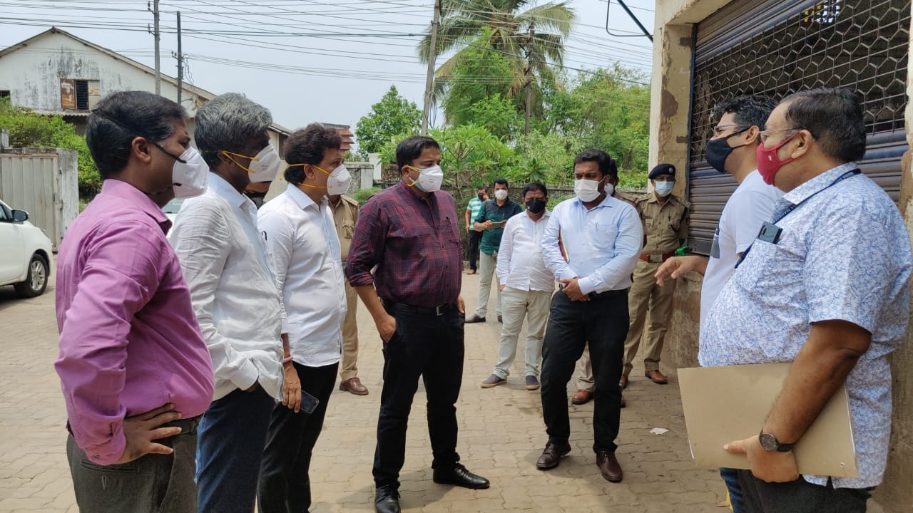 ಆಕ್ಸಿಜನ್ ರೀಫಿಲ್ಲಿಂಗ್ ಘಟಕಕ್ಕೆ ದ.ಕ. ಜಿಲ್ಲಾ ಉಸ್ತುವಾರಿ ಸಚಿವ ಭೇಟಿ