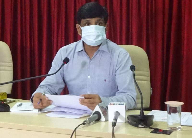 ಅಗತ್ಯ ವಸ್ತುಗಳ ಖರೀದಿಗೆ ಬರುವವರು ವಾಹನ ಬಳಸುವಂತಿಲ್ಲ : ಉಡುಪಿ ಜಿಲ್ಲಾಧಿಕಾರಿ