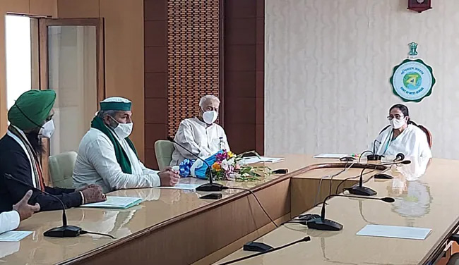 ಮಮತಾ ಬ್ಯಾನರ್ಜಿಯನ್ನು ಭೇಟಿಯಾದ ರೈತ ಮುಖಂಡ ರಾಕೇಶ್ ಟಿಕಾಯತ್