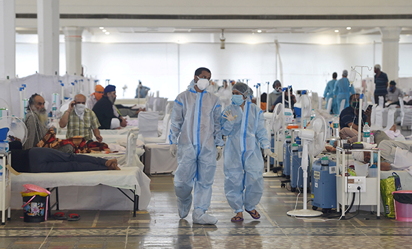 ಕೋವಿಡ್-19 ಹಾವಳಿ: ವೈದ್ಯಕೀಯ ವೆಚ್ಚಕ್ಕಾಗಿ ಸಾಲದ ಬಲೆಗೆ ಬೀಳುತ್ತಿರುವ ಬಡಭಾರತೀಯರು