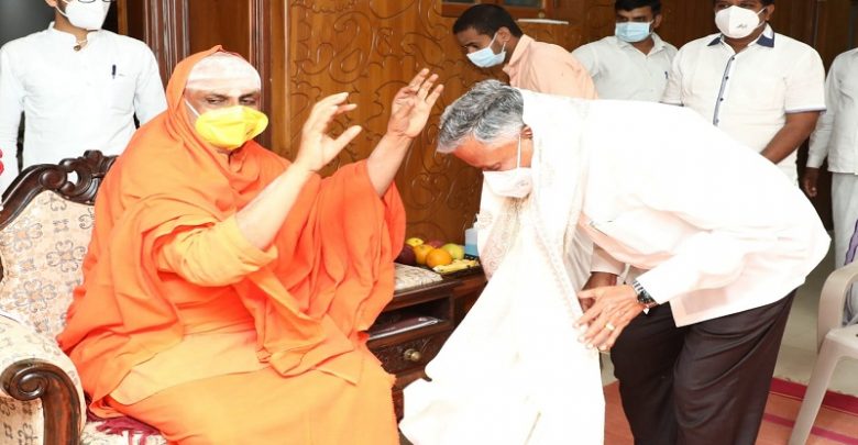 ನಾಯಕತ್ವ ಬದಲಾವಣೆ ಬಗ್ಗೆ ಮಾತನಾಡುವವರಿಗೆ ಹೈಕಮಾಂಡ್ ಕಡಿವಾಣ ಹಾಕಬೇಕಿದೆ: ಸಚಿವ ವಿ.ಸೋಮಣ್ಣ