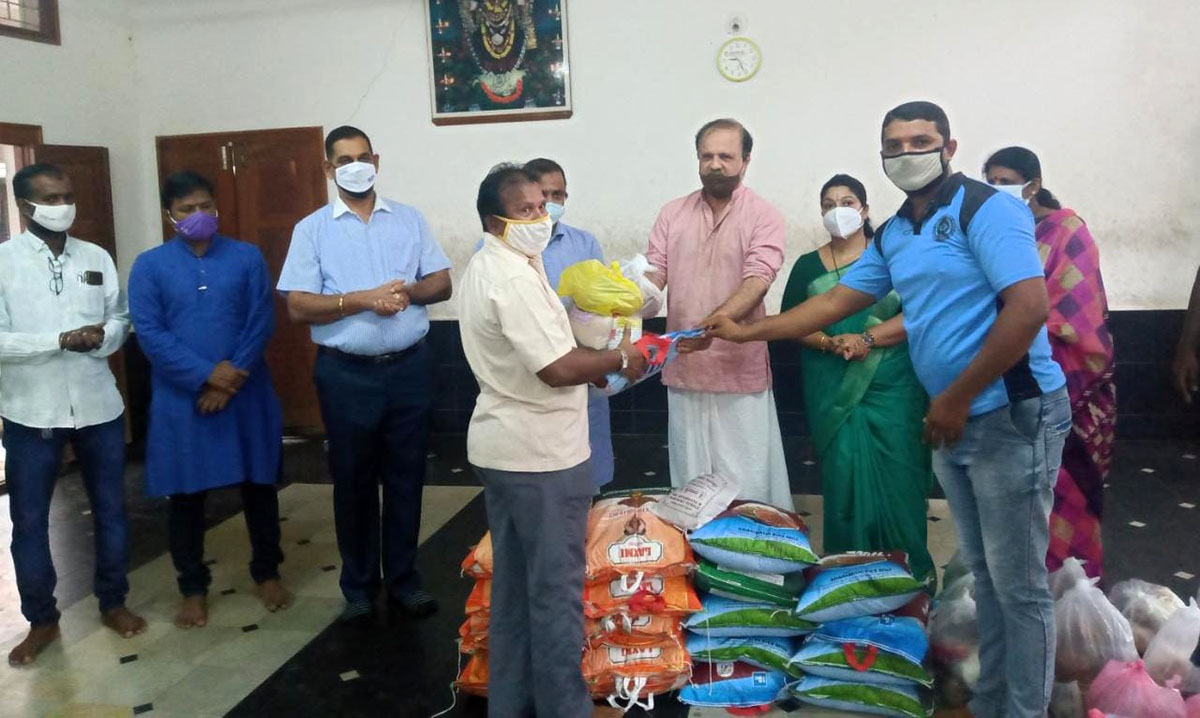 ಕರಾಟೆ ಶಿಕ್ಷಕರಿಗೆ ಆಹಾರ ಧಾನ್ಯಗಳ ಕಿಟ್ ವಿತರಣೆ