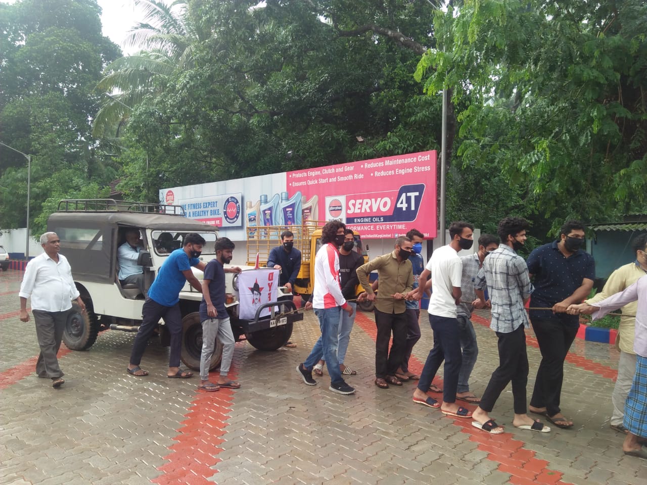 ಬಂಟ್ವಾಳ: ಇಂಧನ ಬೆಲೆ ಏರಿಕೆ ಖಂಡಿಸಿ ಡಿವೈಎಫ್.ಐ ಪ್ರತಿಭಟನೆ