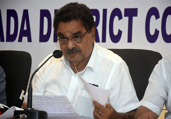 ವಿದ್ಯುತ್ ದರ ಏರಿಕೆ: ಜನರ ಹಸಿವಿನ ಹೊಟ್ಟೆಗೆ ದೊಣ್ಣೆಯ ಹೊಡೆತ: ರಮಾನಾಥ ರೈ ಆಕ್ರೋಶ