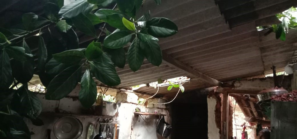 ಗಾಳಿಮಳೆ: ಉಡುಪಿ ಜಿಲ್ಲೆಯಲ್ಲಿ ಹಲವು ಮನೆಗಳಿಗೆ ಹಾನಿ