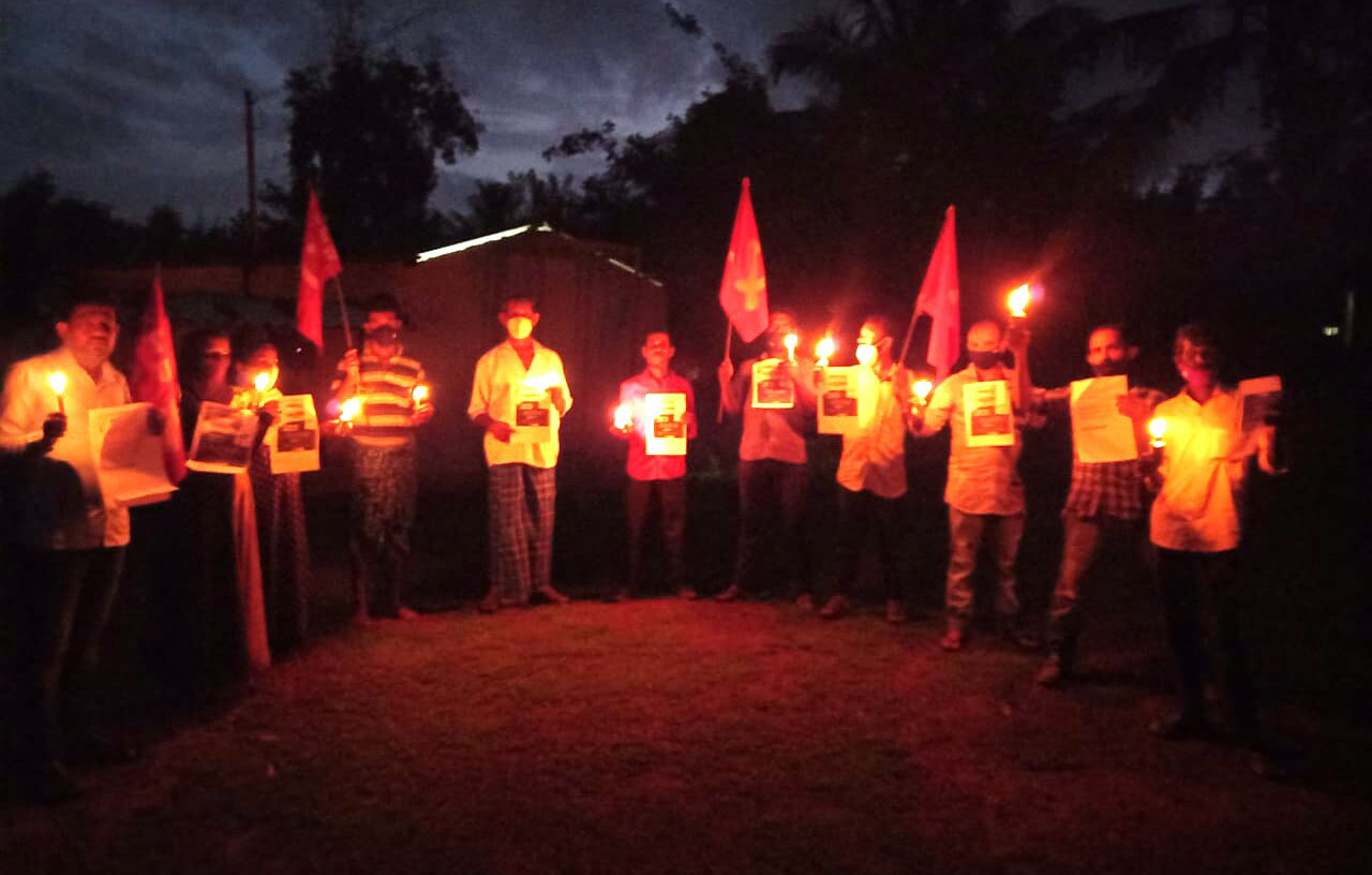 ವಿದ್ಯುತ್ ಬಿಲ್ ಮನ್ನಾ ಮಾಡಲು ಆಗ್ರಹಿಸಿ ಡಿವೈಎಫ್ಐ ಪ್ರತಿಭಟನೆ