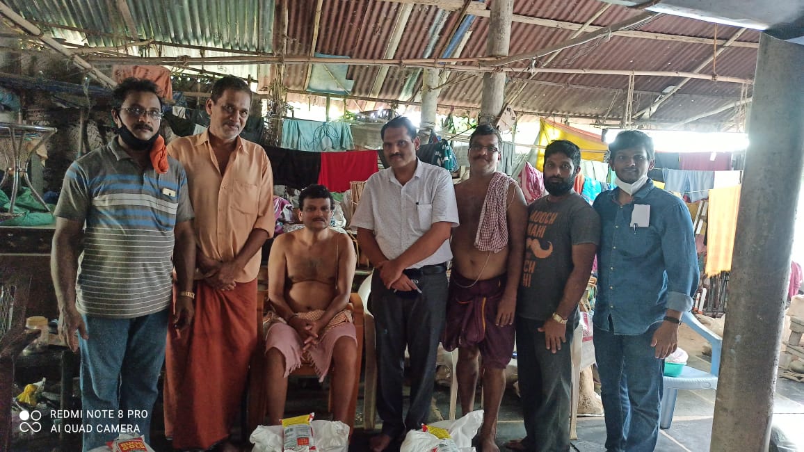 ಉಡುಪಿ: ಯಕ್ಷಗಾನ ಕಲಾವಿದರಿಗೆ ಆಹಾರ ಕಿಟ್ ವಿತರಣೆ