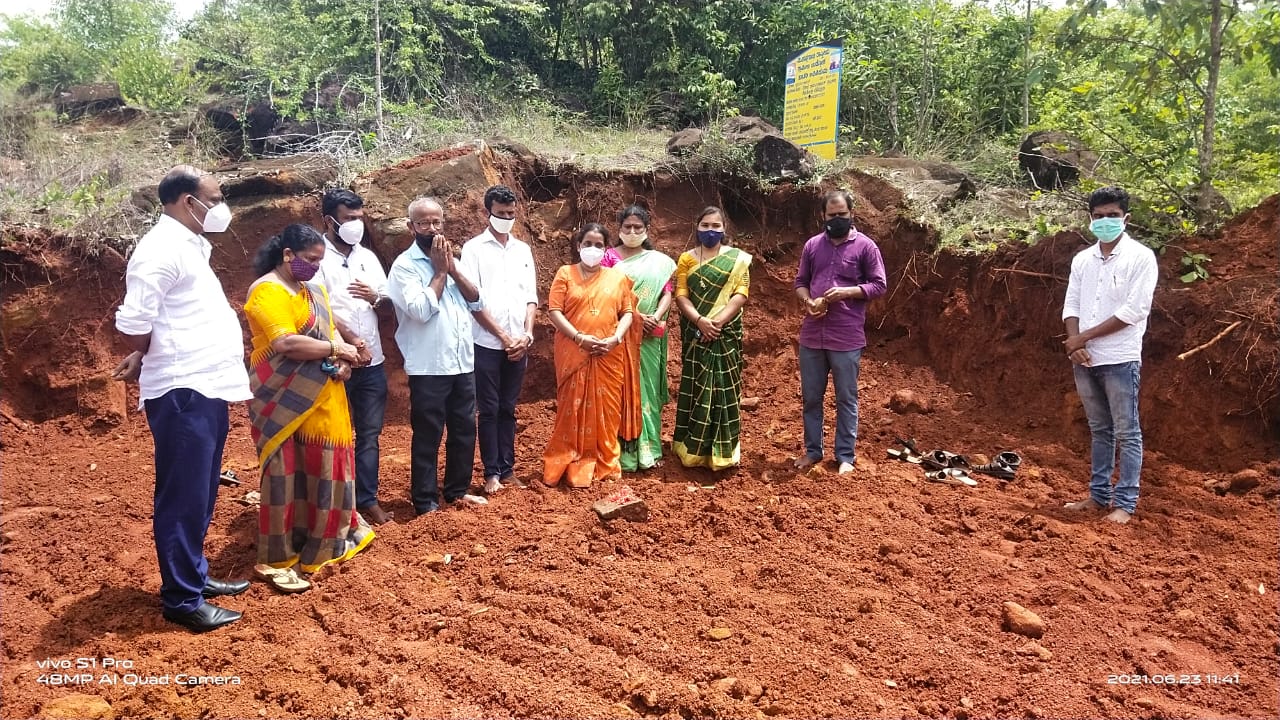 ನೆಟ್ಲಮುಡ್ನೂರು ಜಲಜೀವನ್ ಮಿಷನ್ ಯೋಜನೆಯಡಿ ನೀರಿನ ಟ್ಯಾಂಕ್ ಗೆ ಶಿಲಾನ್ಯಾಸ