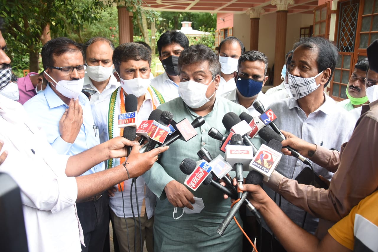 ಯಾರು ಸಿಎಂ ಆಗಬೇಕು ಎಂಬುದನ್ನು ಹೈಕಮಾಂಡ್ ನಿರ್ಧರಿಸುತ್ತದೆ : ಎಂ.ಬಿ.ಪಾಟೀಲ್